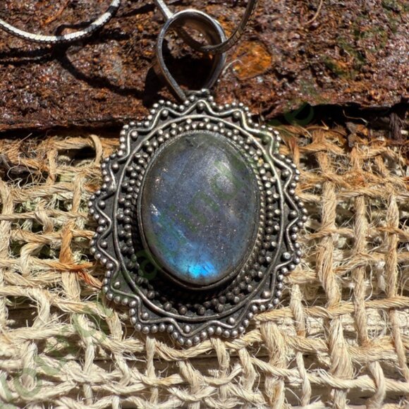 Vintage Sterling Silver & Blue Labradorite Necklace - Picture 4 of 4